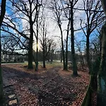 Apartman Robinien Apartment- 4 Personen- 2 Schlafzimmer- Parkplatz- Waschmaschine Wolfsburg