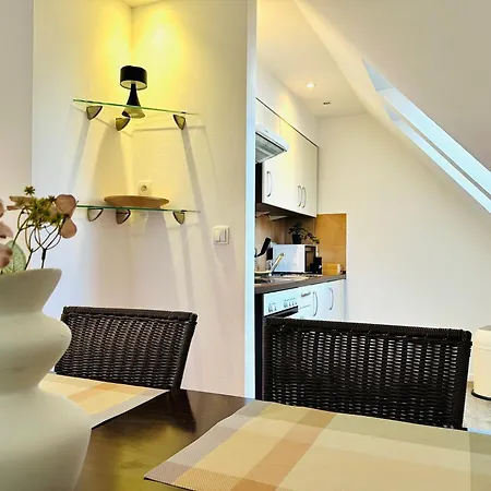 Robinien Apartment- 4 Personen- 2 Schlafzimmer- Parkplatz- Waschmaschine Wolfsbourg