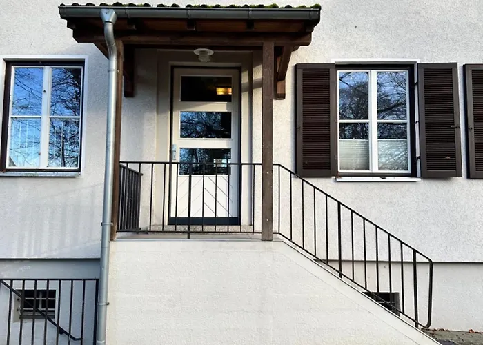 Apartment Robinien Apartment- 4 Personen- 2 Schlafzimmer- Parkplatz- Waschmaschine